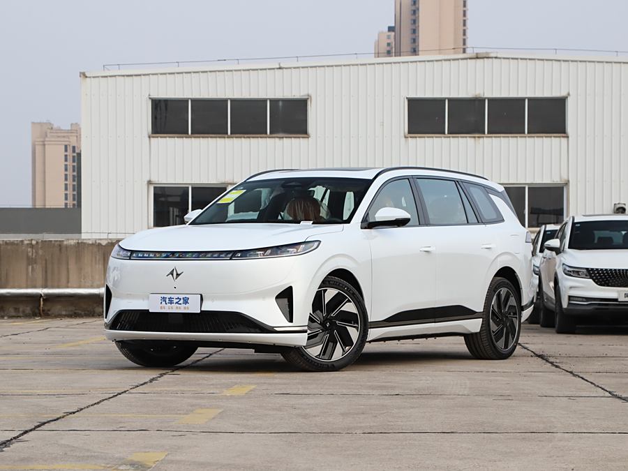 Фото 1 - Dongfeng Yipai eπ 008