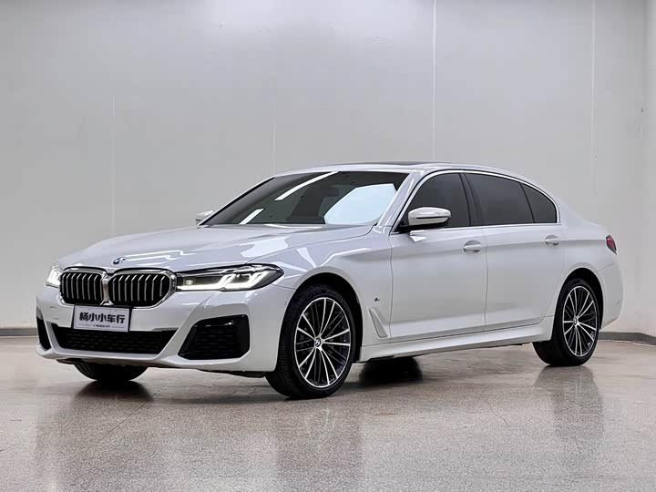 Фото 2 - BMW 5 Series