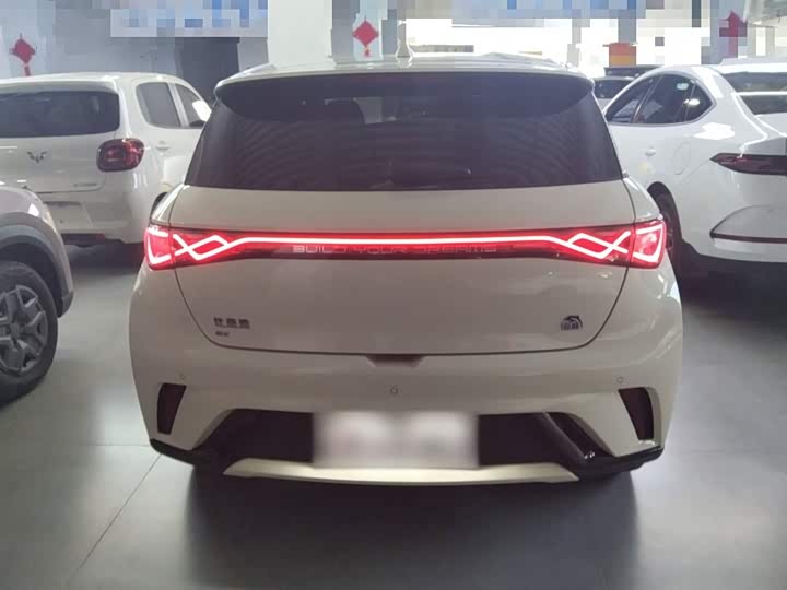 Фото 6 - BYD Dolphin