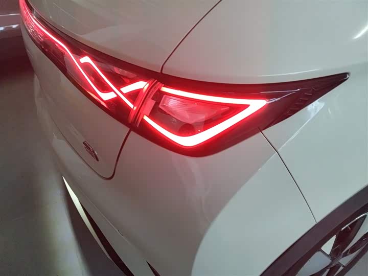 Фото 8 - BYD Dolphin