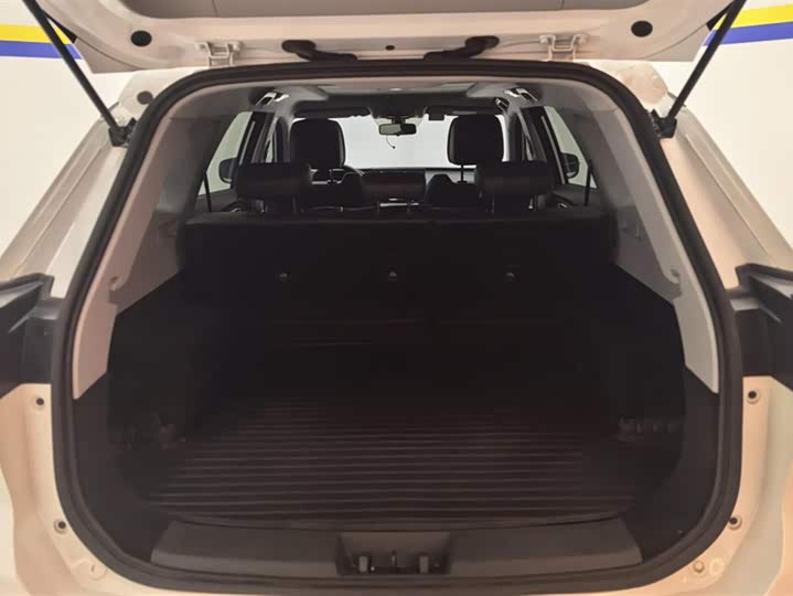 Фото 4 - Chery Tiggo 8