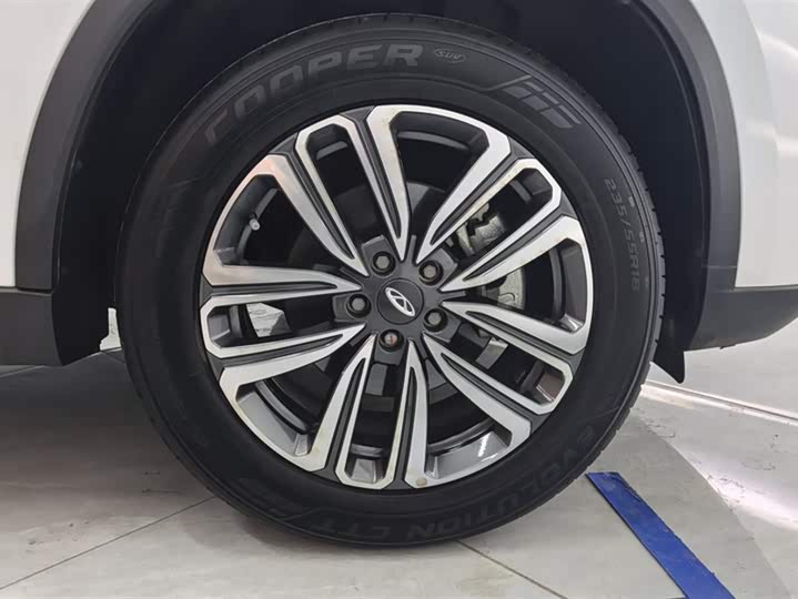 Фото 6 - Chery Tiggo 8