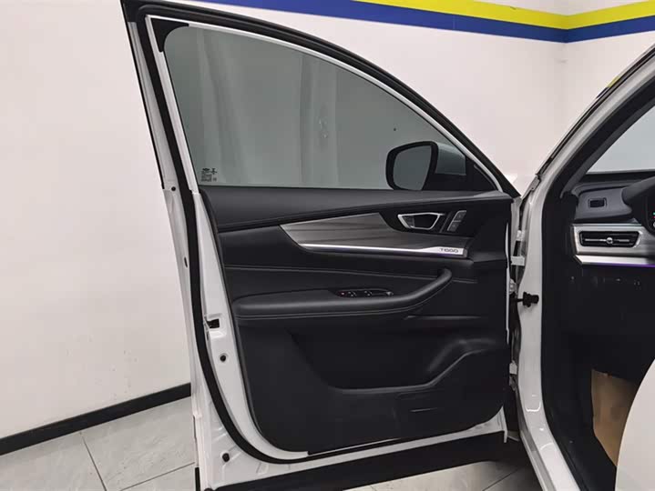 Фото 7 - Chery Tiggo 8