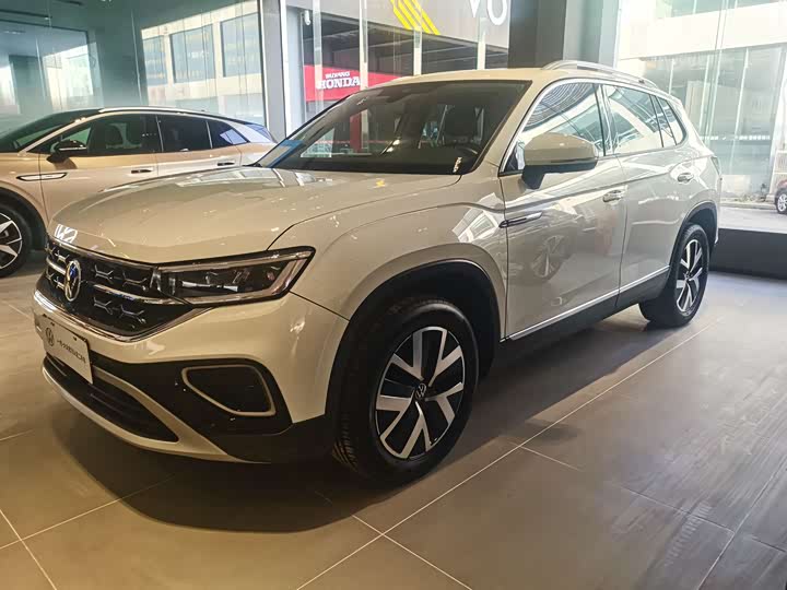 Фото 1 - Volkswagen Tayron