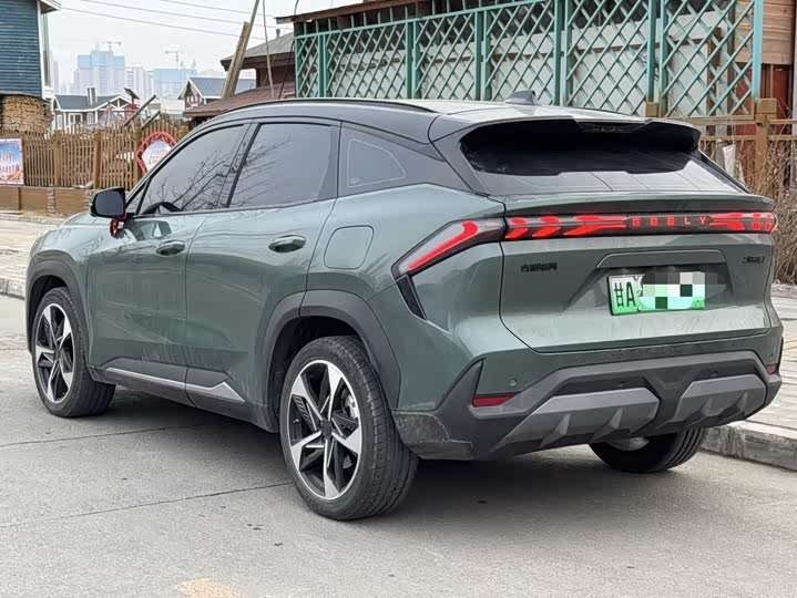 Фото 4 - Geely Galaxy L7