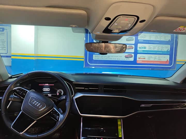 Фото 4 - Audi A6L