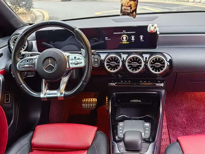 Фото 4 - Mercedes-Benz CLA-Class AMG