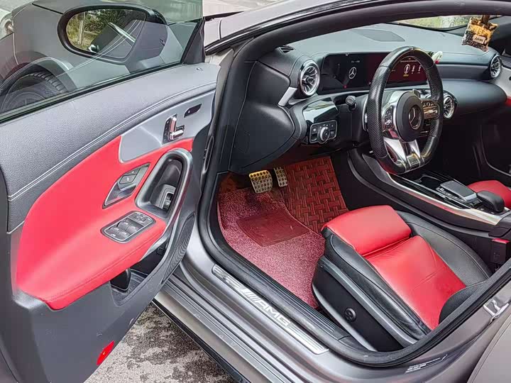 Фото 5 - Mercedes-Benz CLA-Class AMG