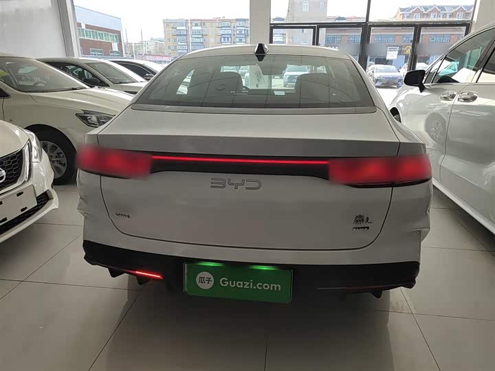 Фото 6 - BYD Qin L