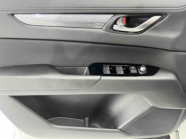 Фото 7 - Mazda CX-5