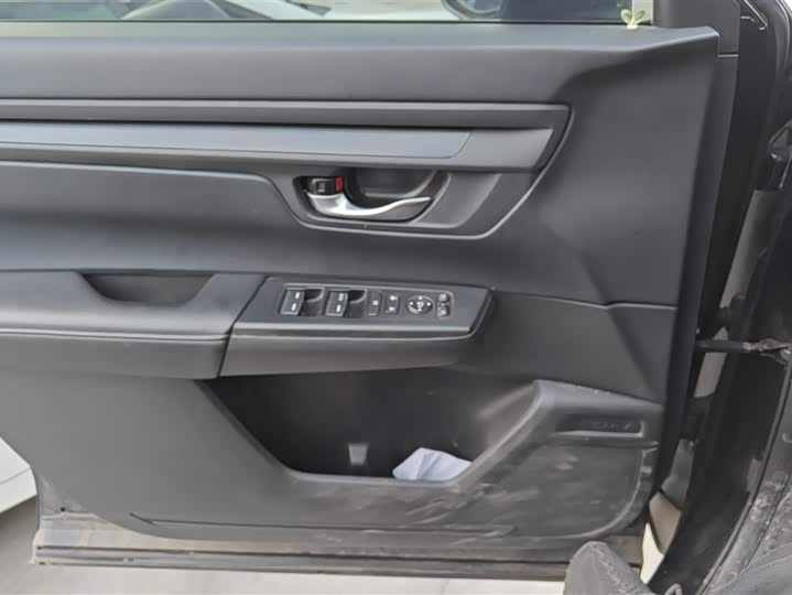 Фото 7 - Honda CR-V