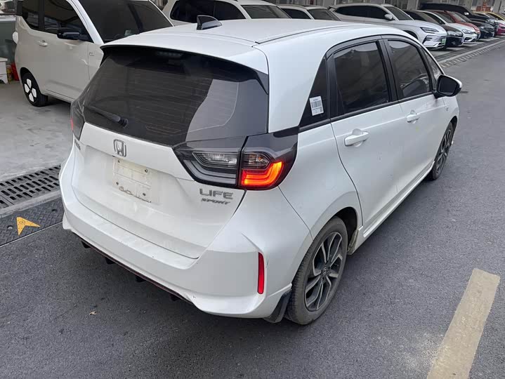 Фото 9 - Honda Life