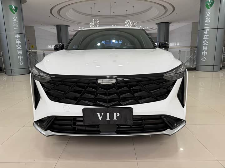 Фото 1 - Geely Atlas