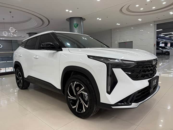 Фото 2 - Geely Atlas