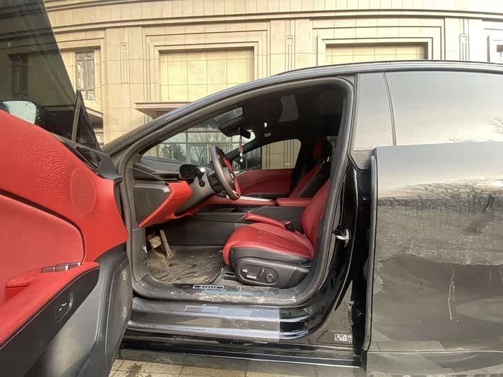 Фото 4 - Zeekr 007 GT