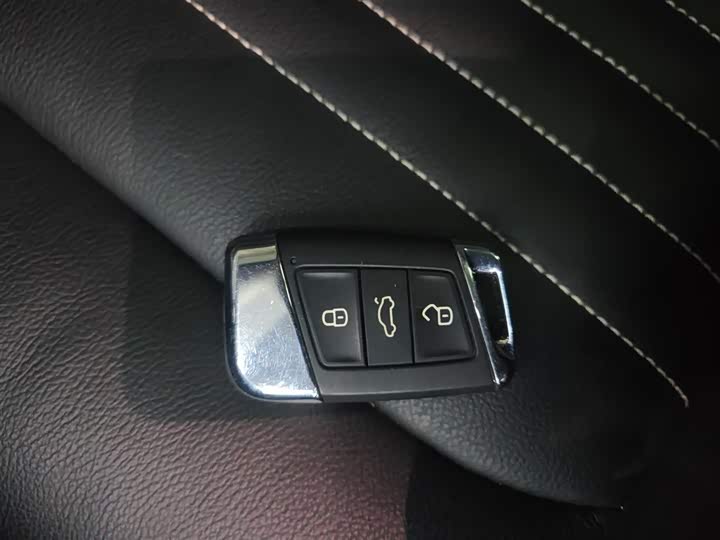 Фото 9 - Volkswagen Magotan