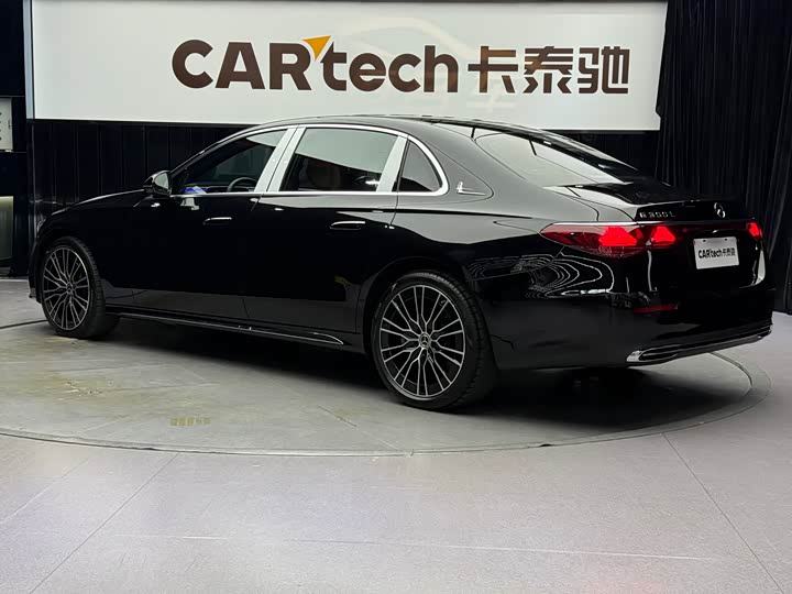 Photo 6 - Mercedes-Benz E-Class