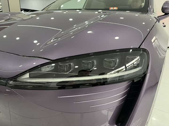 Фото 6 - Luxeed R7