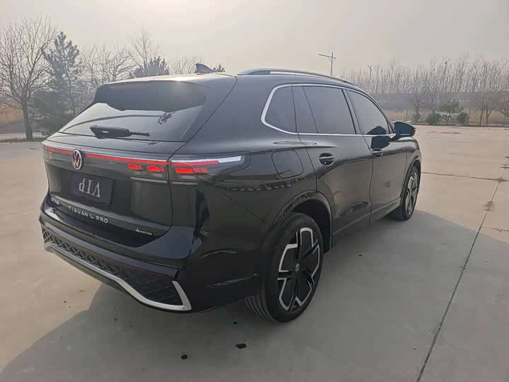 Фото 7 - Volkswagen Tiguan L Pro