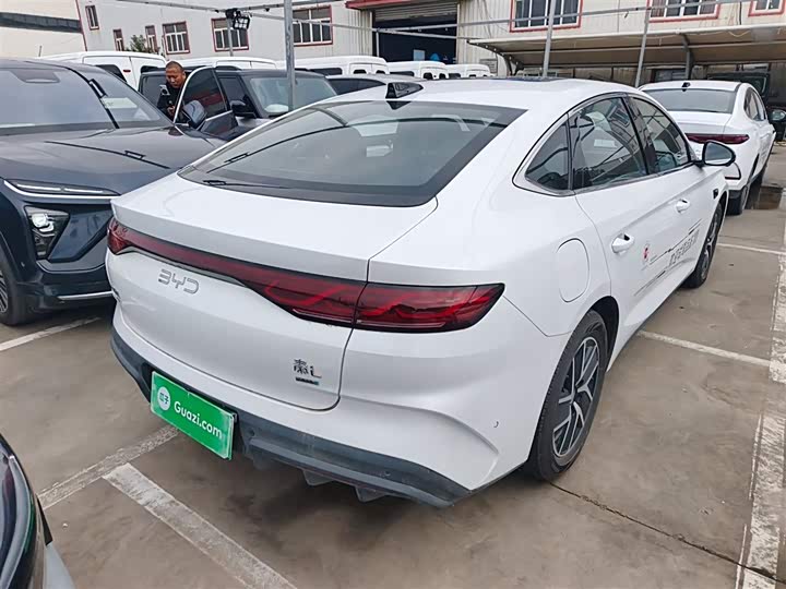 Фото 7 - BYD Qin L