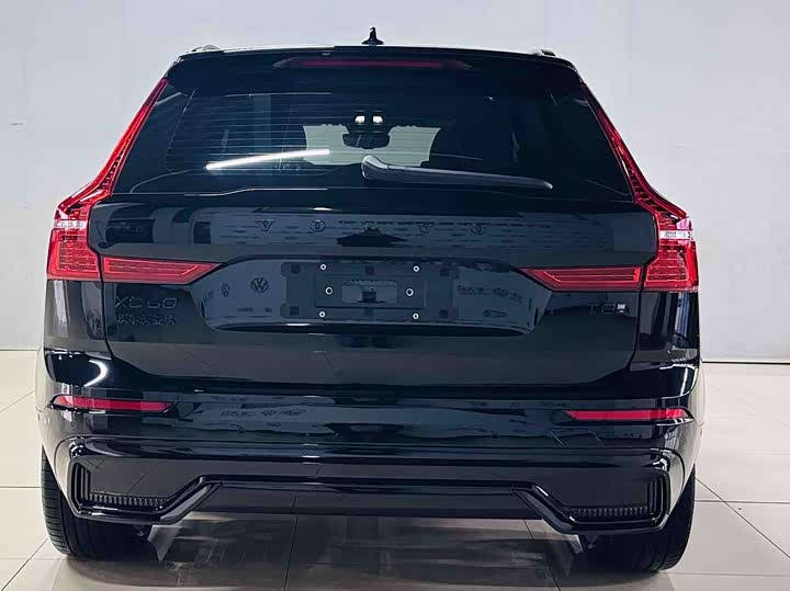 Фото 7 - Volvo XC60 Hybrid