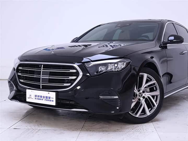 Zdjęcie 3 - Mercedes-Benz E-Class
