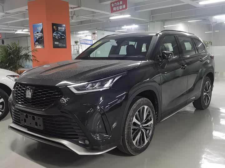 Фото 1 - Toyota Crown Kluger