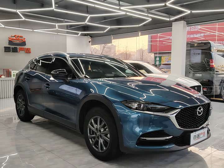 Фото 3 - Mazda CX-4