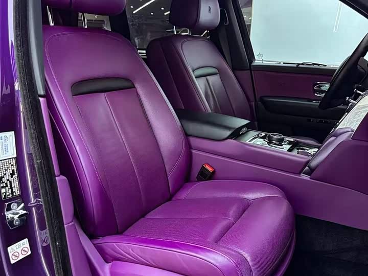 Фото 8 - Rolls-Royce Cullinan