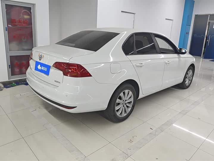 Фото 3 - Volkswagen Bora