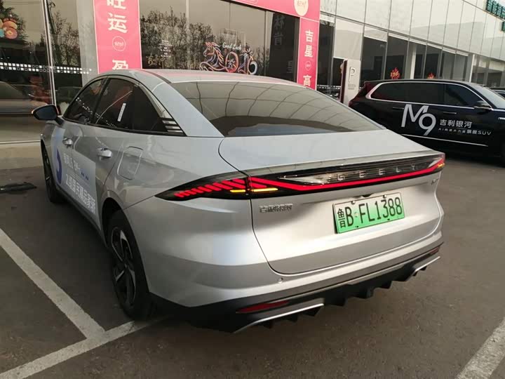 Фото 5 - Geely Galaxy L6