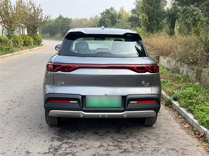 Фото 6 - BYD Yuan Up