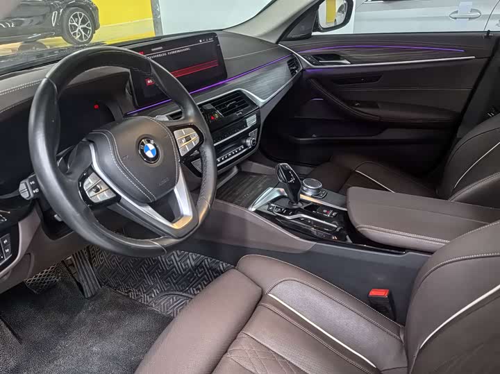 Фото 4 - BMW 5 Series
