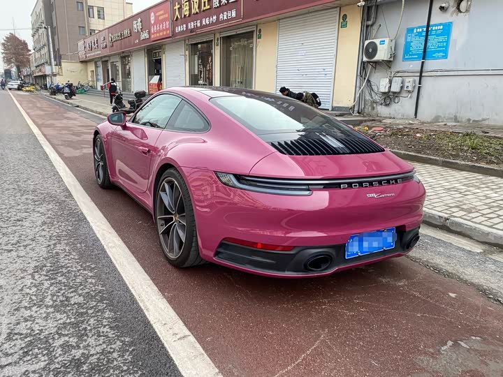 Фото 4 - Porsche 911