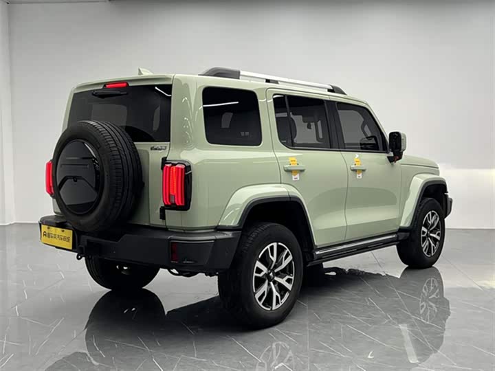 Фото 8 - Tank 300