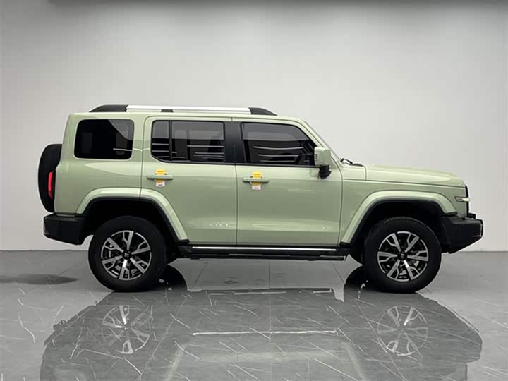 Фото 9 - Tank 300