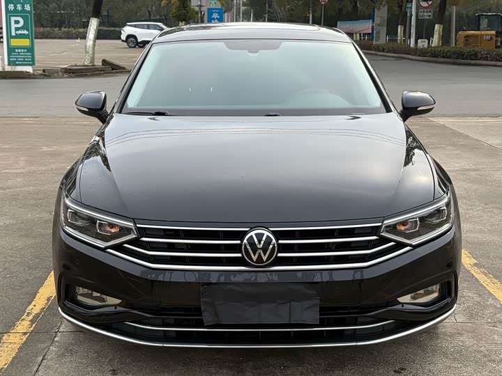 Фото 2 - Volkswagen Magotan