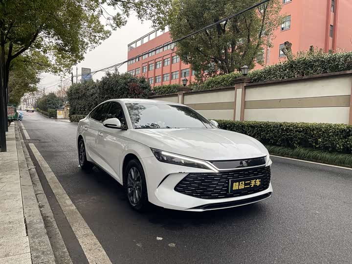 Фото 3 - BYD Qin L
