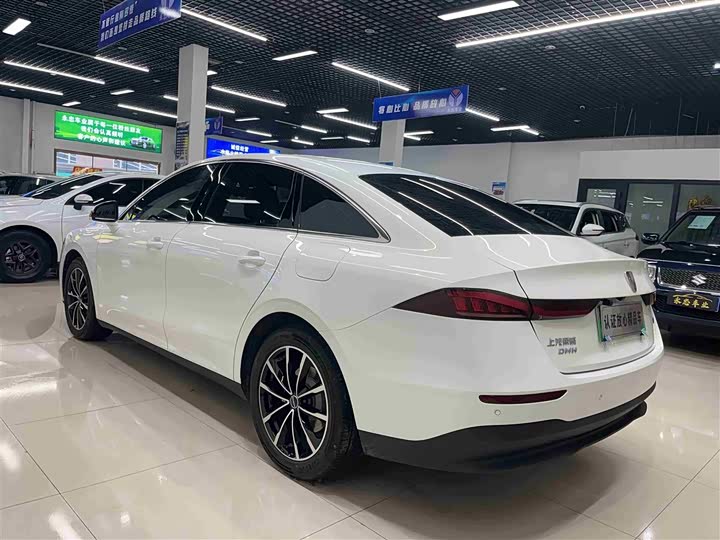 Фото 4 - Roewe D7