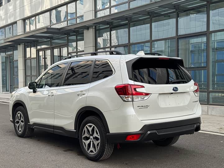 Фото 6 - Subaru Forester