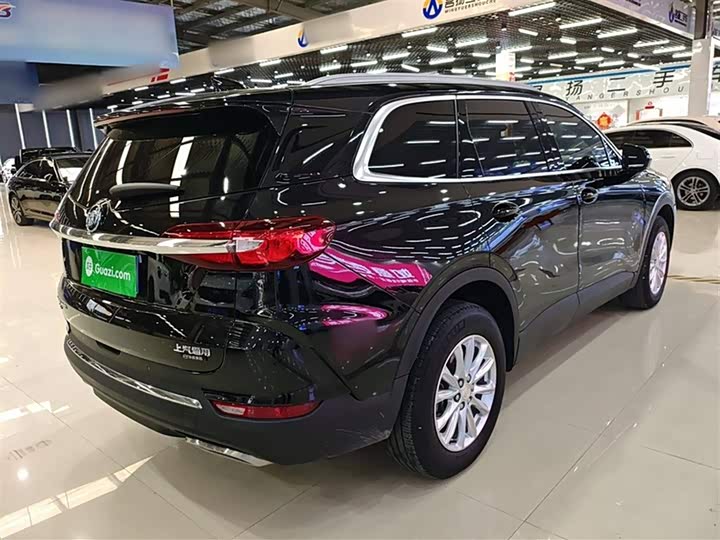 Фото 9 - Buick Enclave