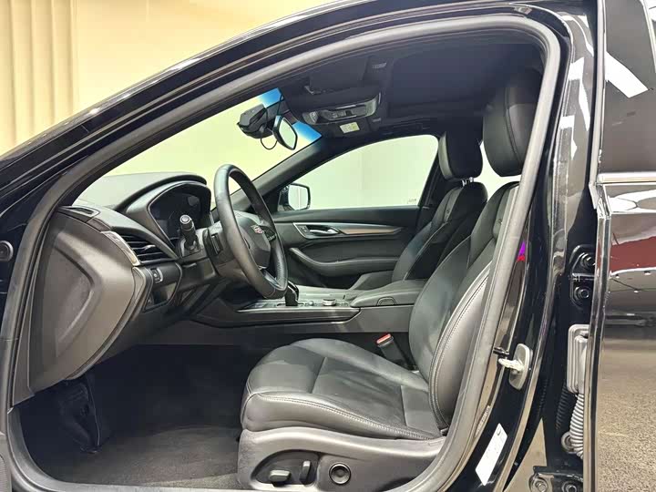 Фото 4 - Cadillac CT5