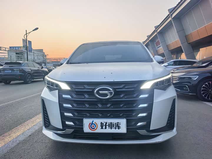 Фото 2 - GAC Trumpchi M6