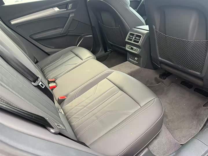 Фото 7 - Audi Q5L Sportback