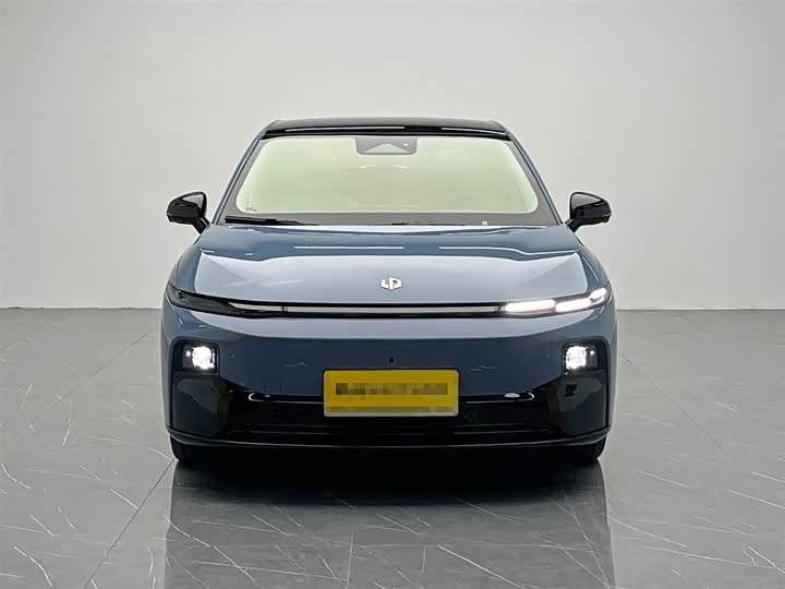 Фото 2 - Leapmotor B01