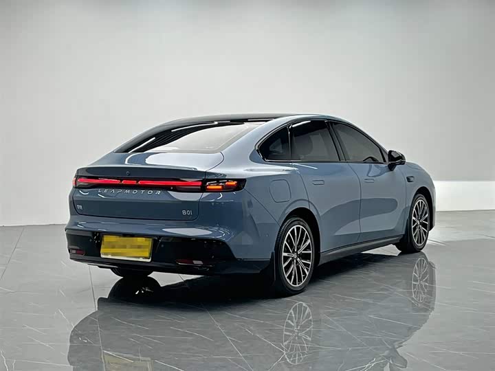 Фото 6 - Leapmotor B01