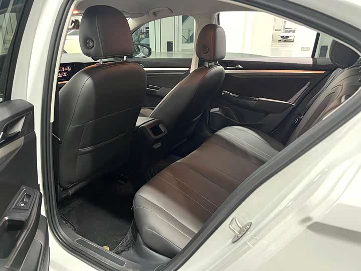 Фото 7 - Volkswagen Bora