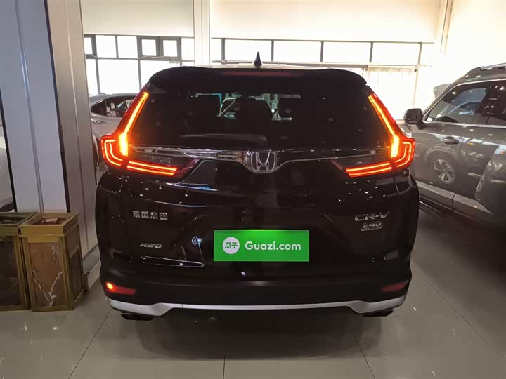 Фото 6 - Honda CR-V