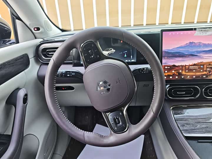 Фото 7 - Leapmotor C11