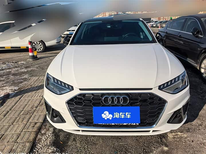 Фото 2 - Audi A4L